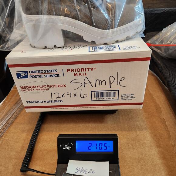 FOREVER 21 Grey White Canvas Platform Combat Lug Sole Sneaker Boot Womens 8 - Picture 10 of 10